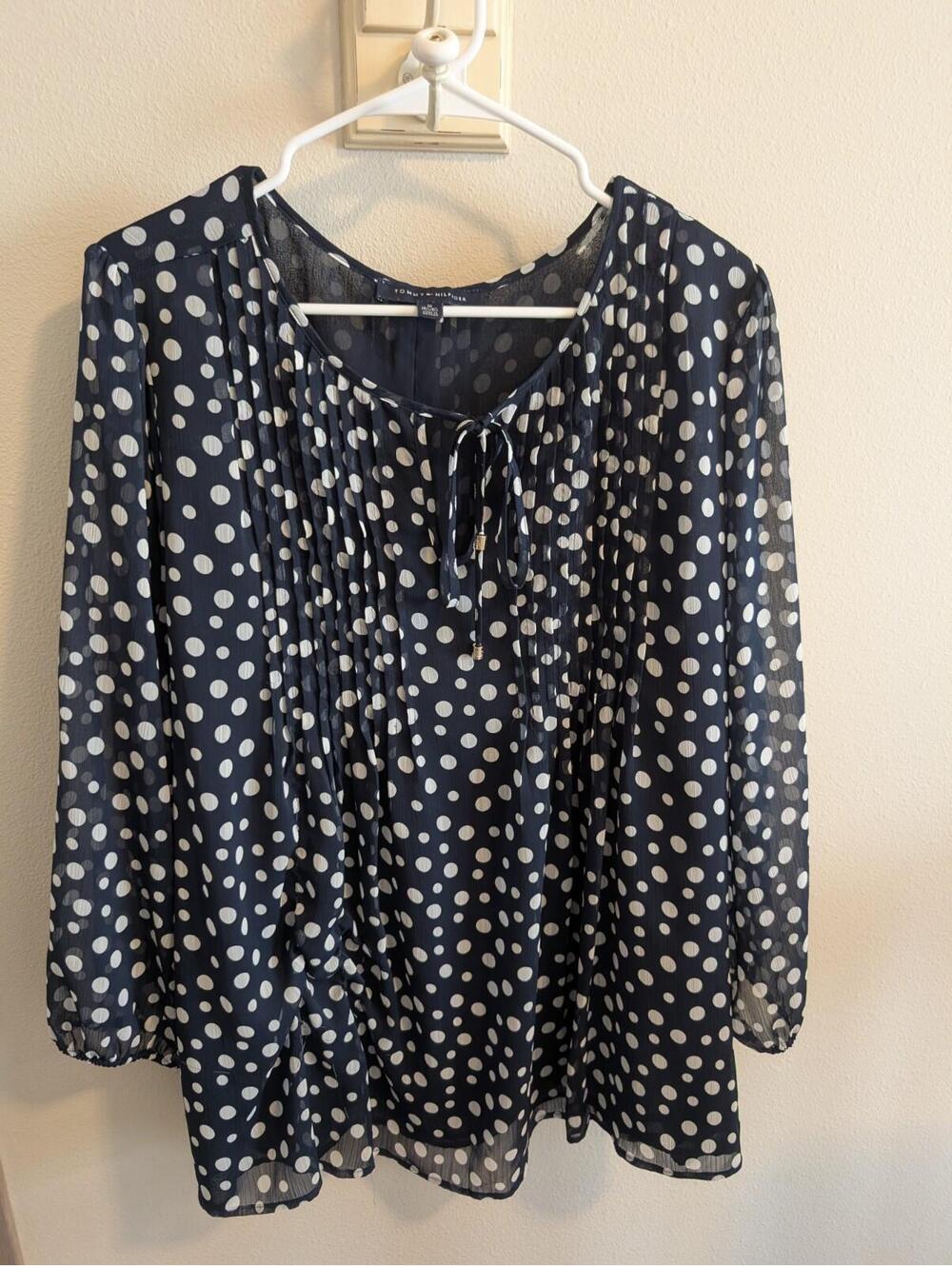 Tommy Hilfiger Women's1x Plus Size Navy Blue  White Polka Dot Long Sleeve Blouse